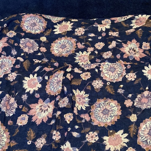 2 for $13 LUCKY BRAND Shirt Women’s Size M Lucky Brand Floral Too Boho Chic - Picture 6 of 10